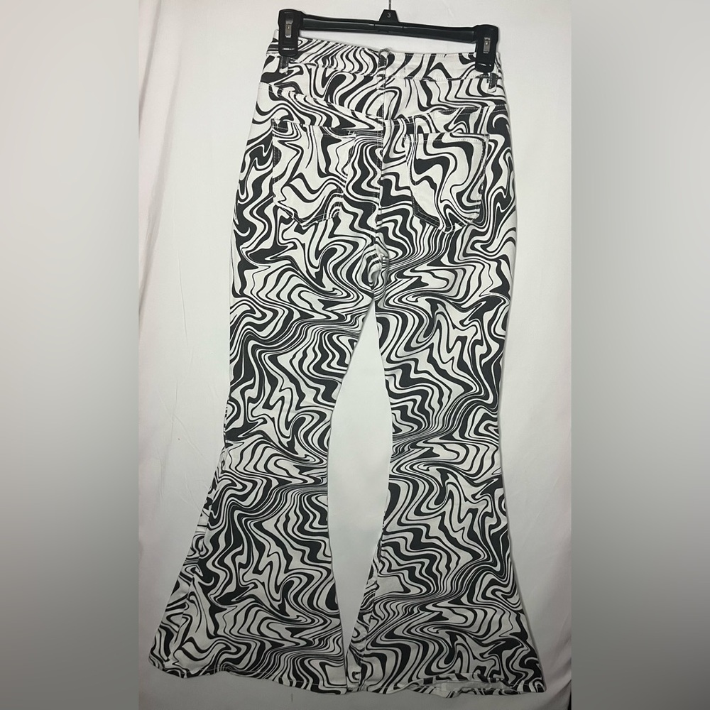 Versona Black and White Zebra Print Pants